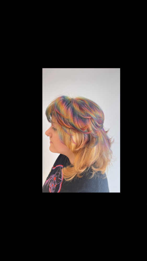Haircut & Blowdry