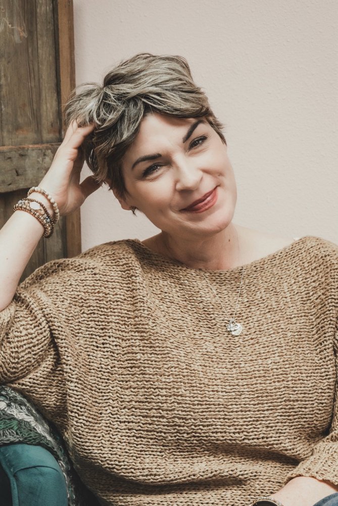 Grey Blending Consult With Haircut