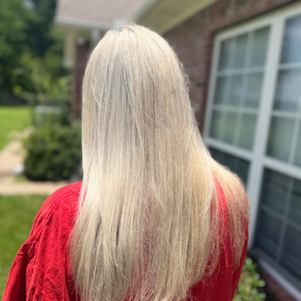Full Blonding at RY&Co. in Bullard, TX