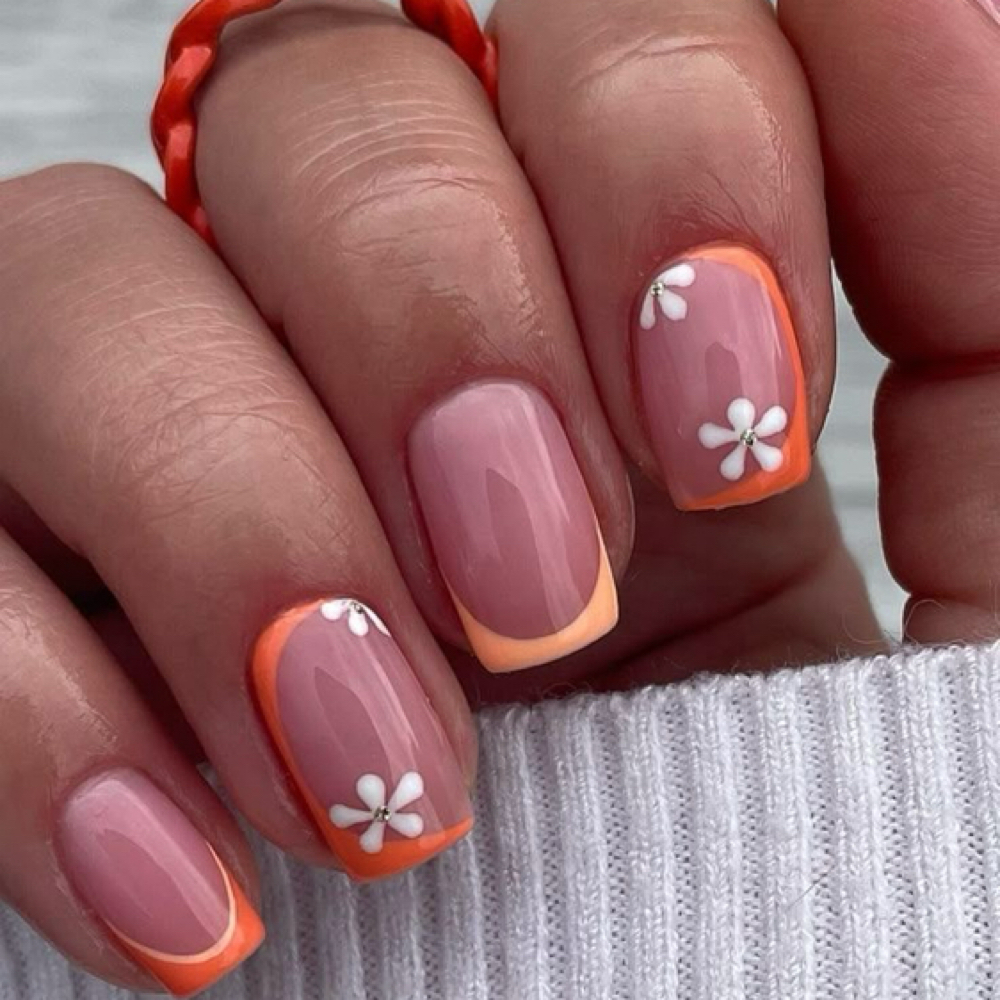 Minimal Design at Buff Babe Nail Studio in Las Cruces, NM