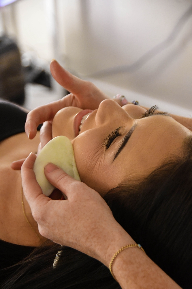 ✨ Glass Skin Facial ✨