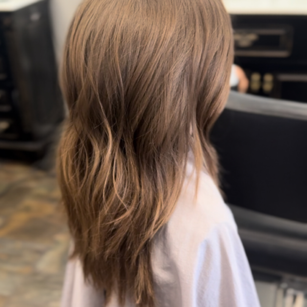 Signature Cut & Finish at Studio 121 in Mooresville, IN