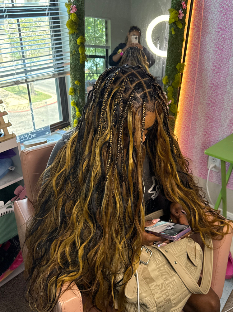 Medium Bora Bora/ “Miracle” Braids at LiaLaidThat in Austin, TX