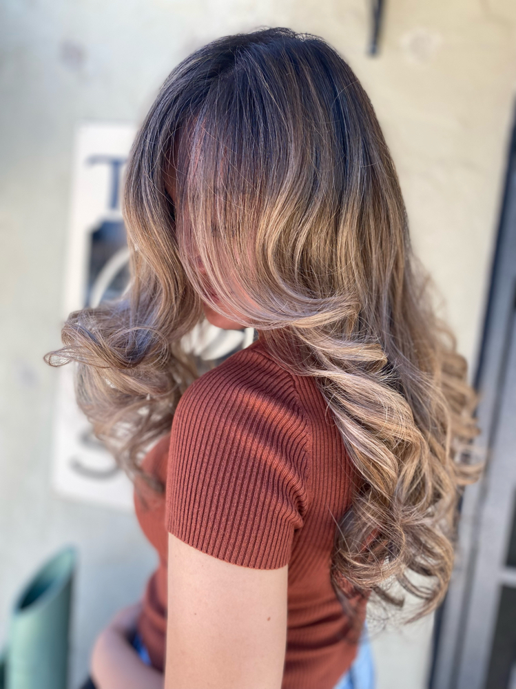 Shampoo,Cut,Blow dry w/ ironwork