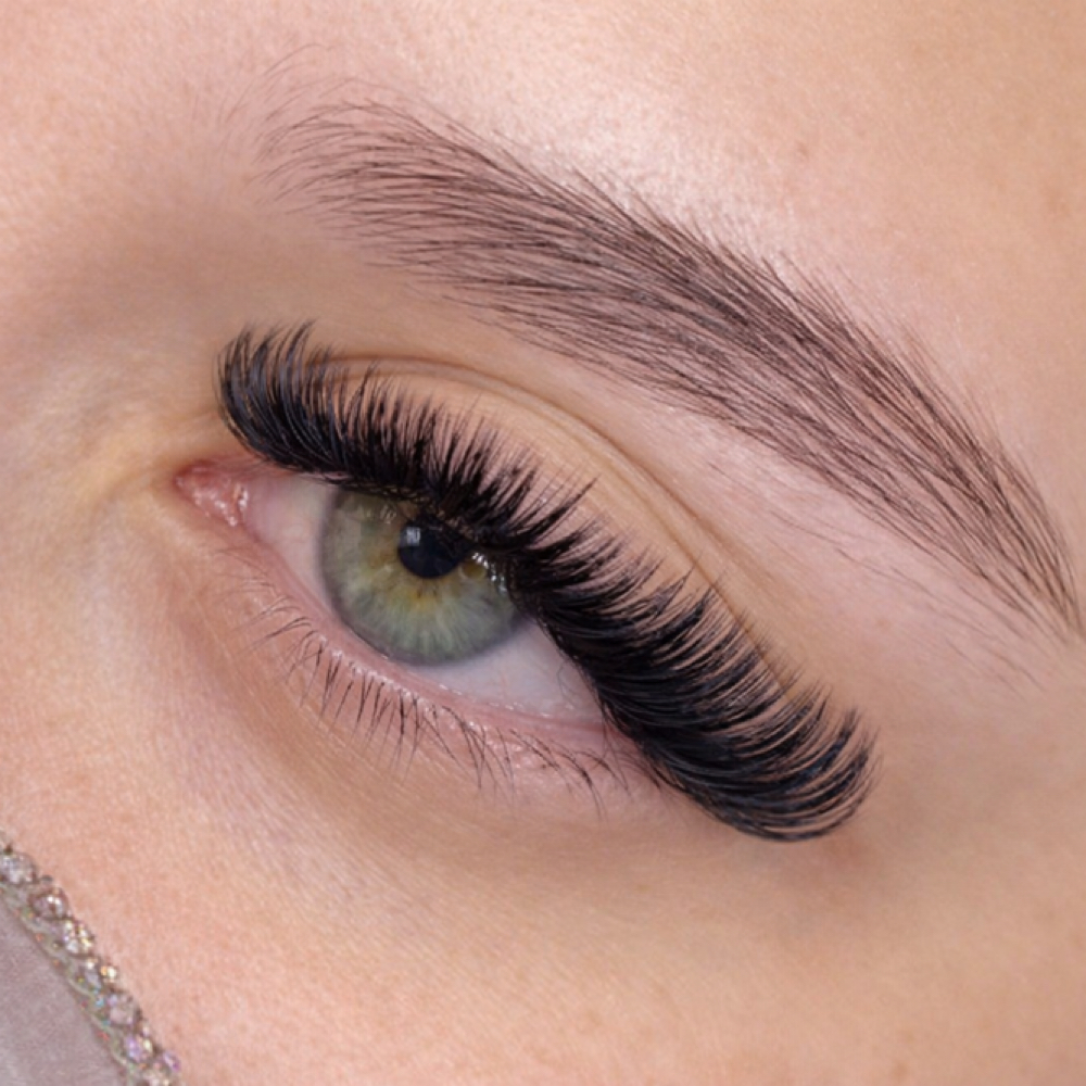 Hybrid Set at Jay Lashes in Brooklyn, NY