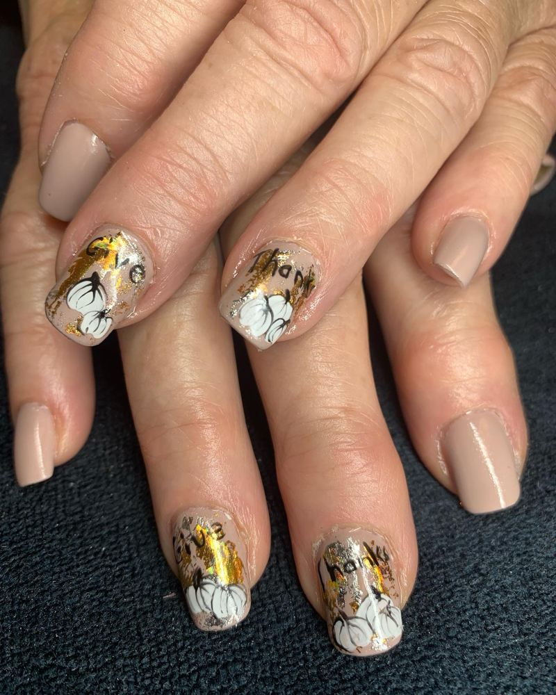 Character/ Complicated -4 Nails