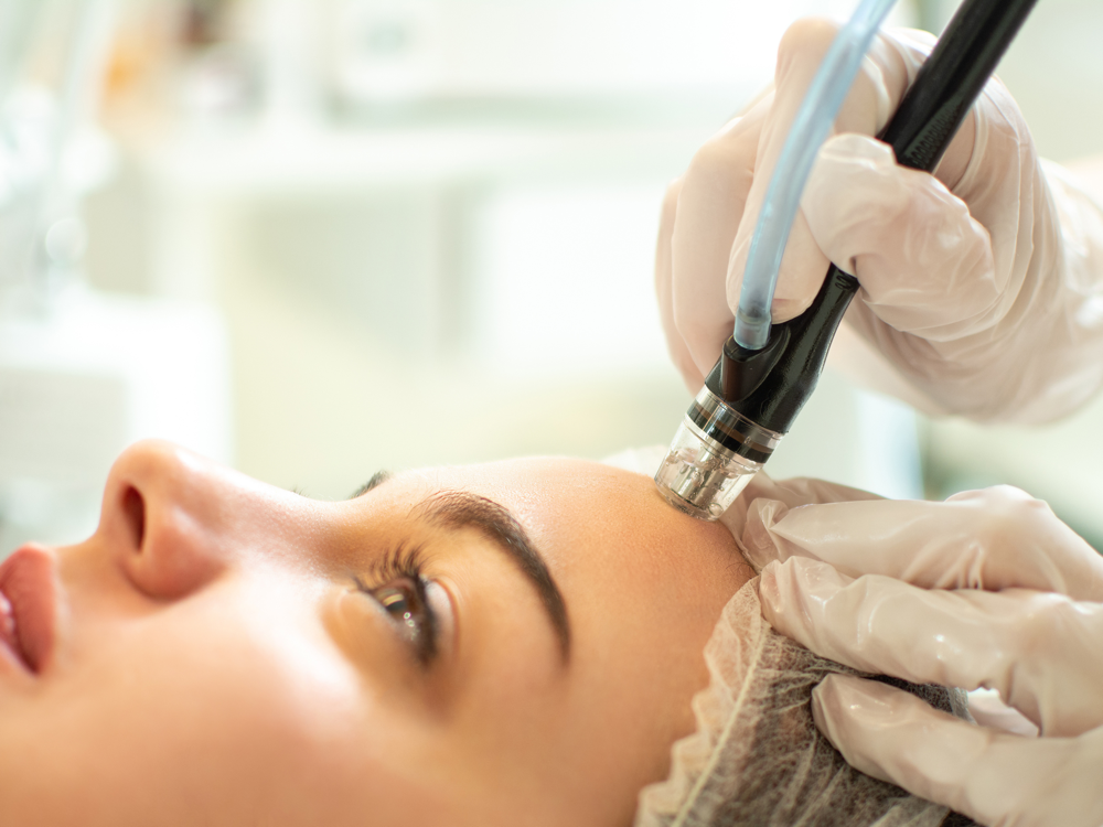 Hydrofacial Basic Facial at Dahlias Wellness Center in passaic, NJ