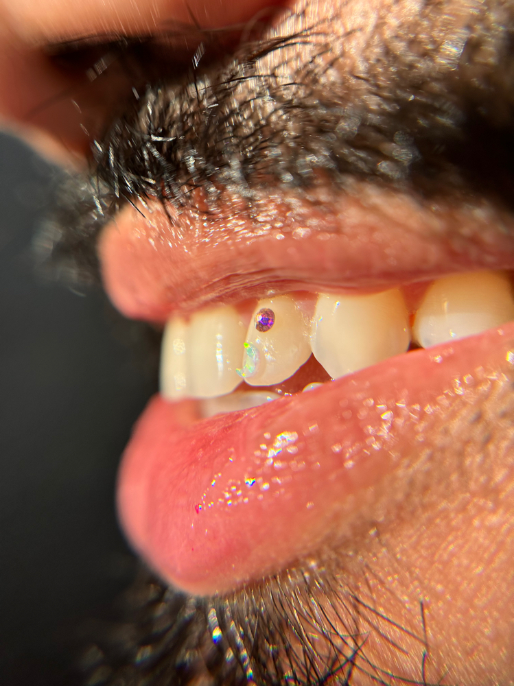 1x Swarovski Crystal at Velvet Moon Hair & Nails Studio in Ventura, CA