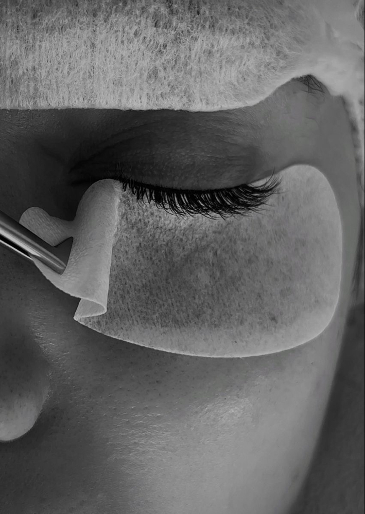 Lash Extension Removal