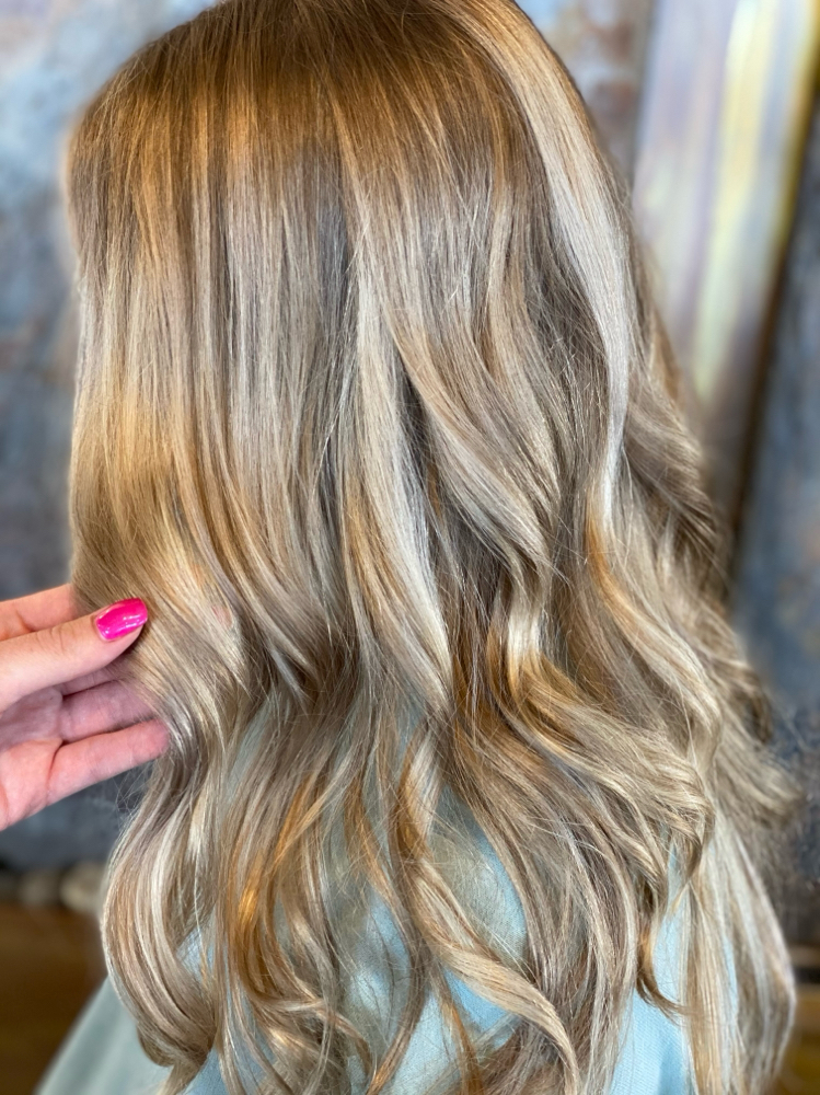 Partial Highlight & Toner & Blowdry