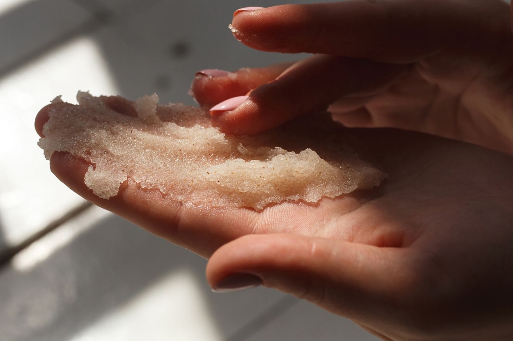 Hand Scrub With Reflexology