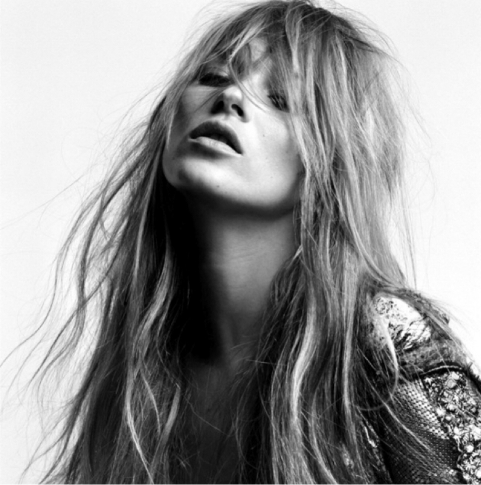 Full Highlight + Haircut at SALON BANG BANG in PITTSBURGH, PA