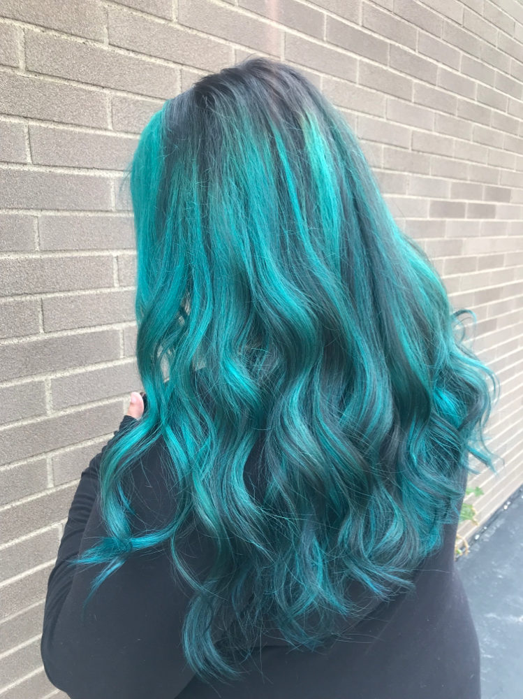 Fashion Colors at Hair by Robin in Uhrichsville, OH
