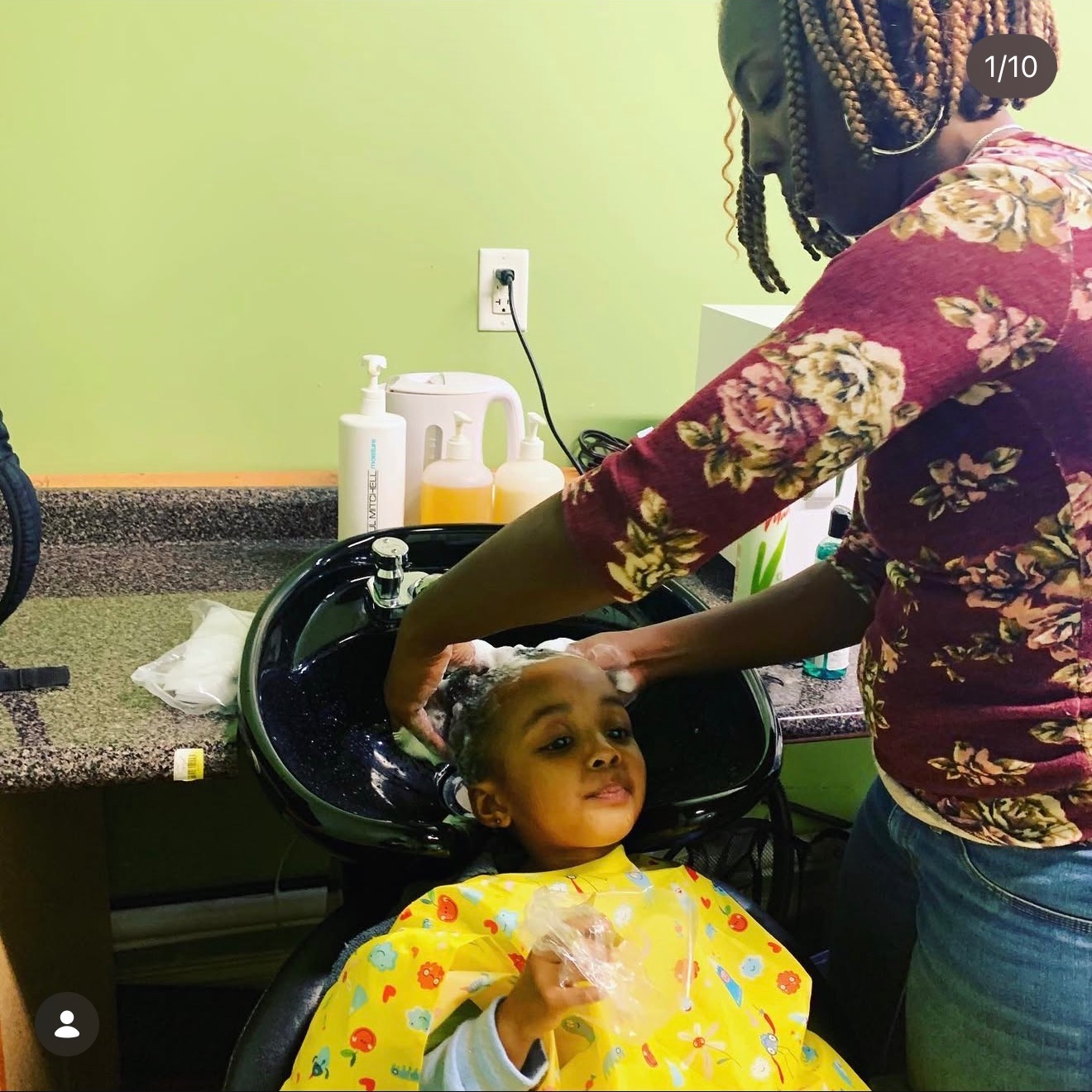 Shampoo at NY 2 QC Kutz in Charlotte, NC