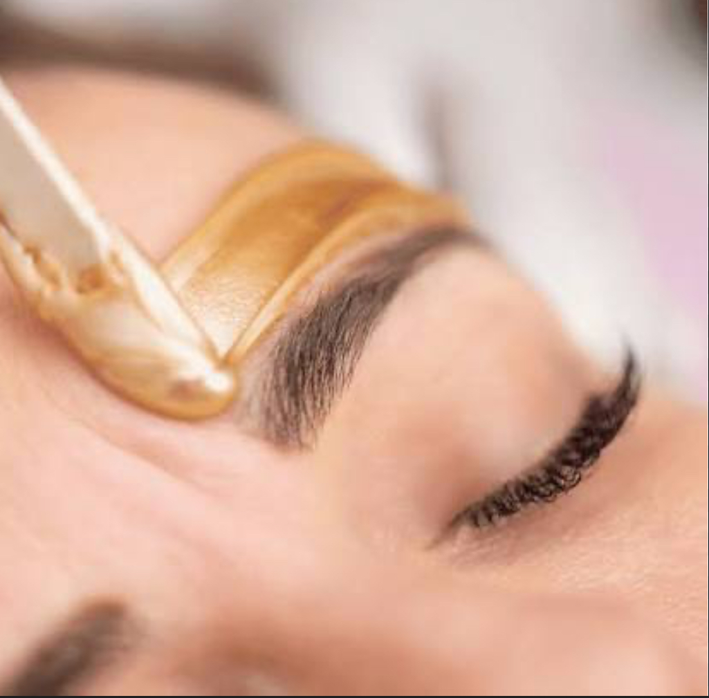 Brow Wax - Maintenance & Clean Up