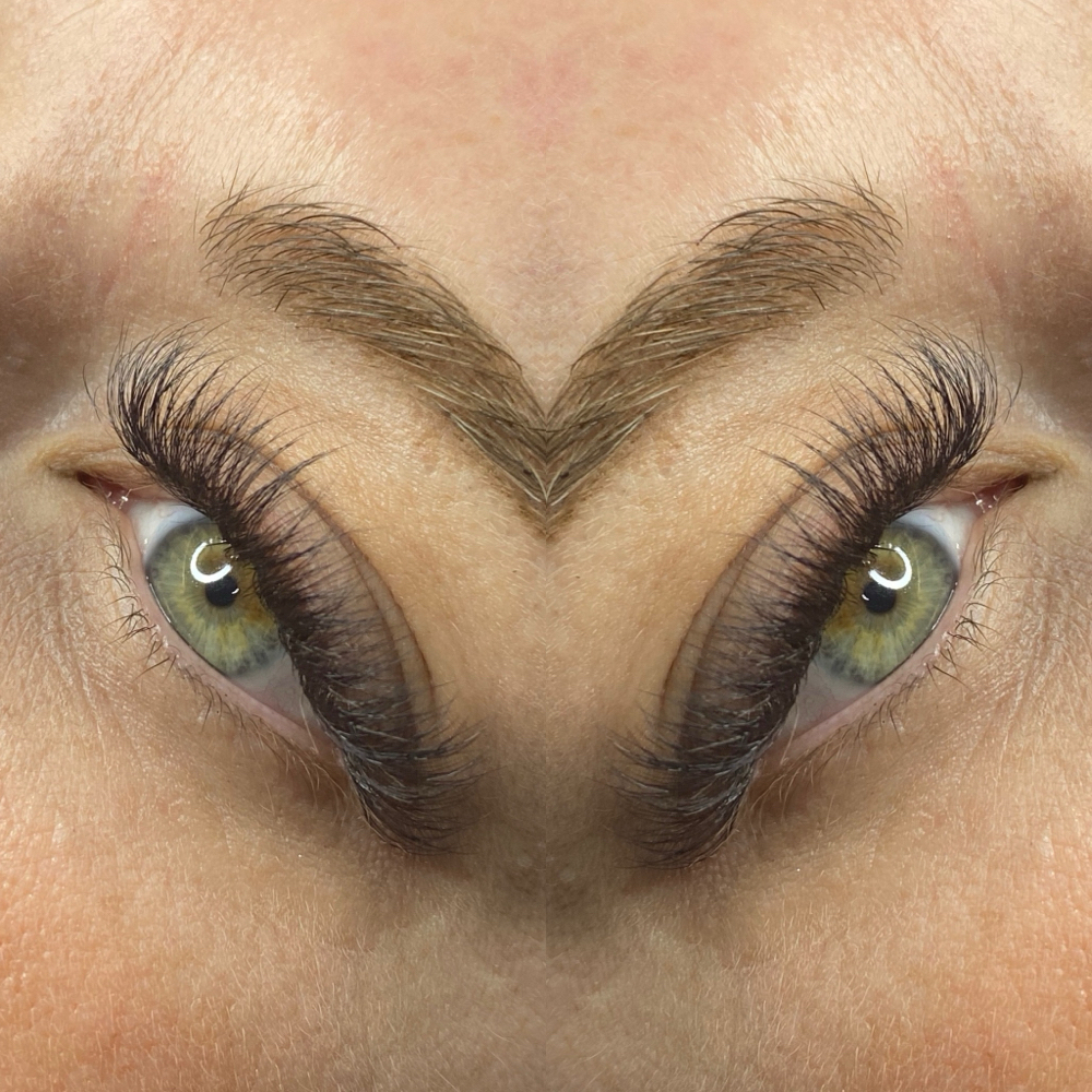 Hybrid Full Set at XO Lash Studio LLC. in Apollo, PA