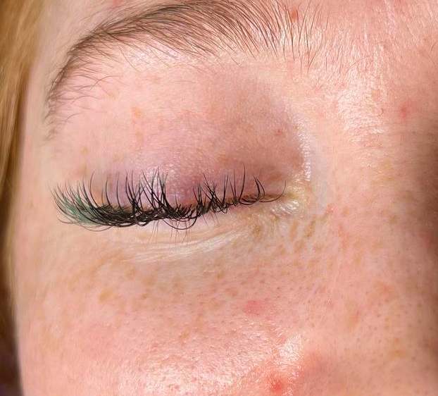 Classic Lash Extensions- Full Set