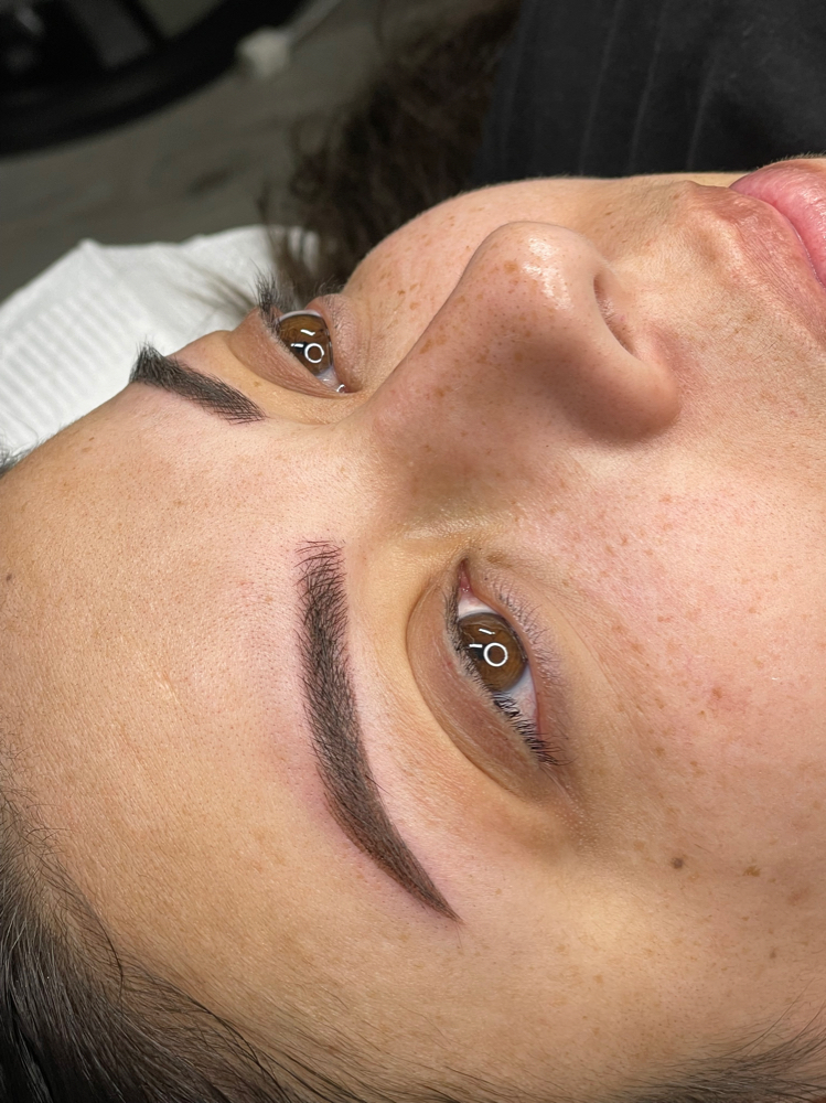 ComboBrows Microblading & OmbreBrow