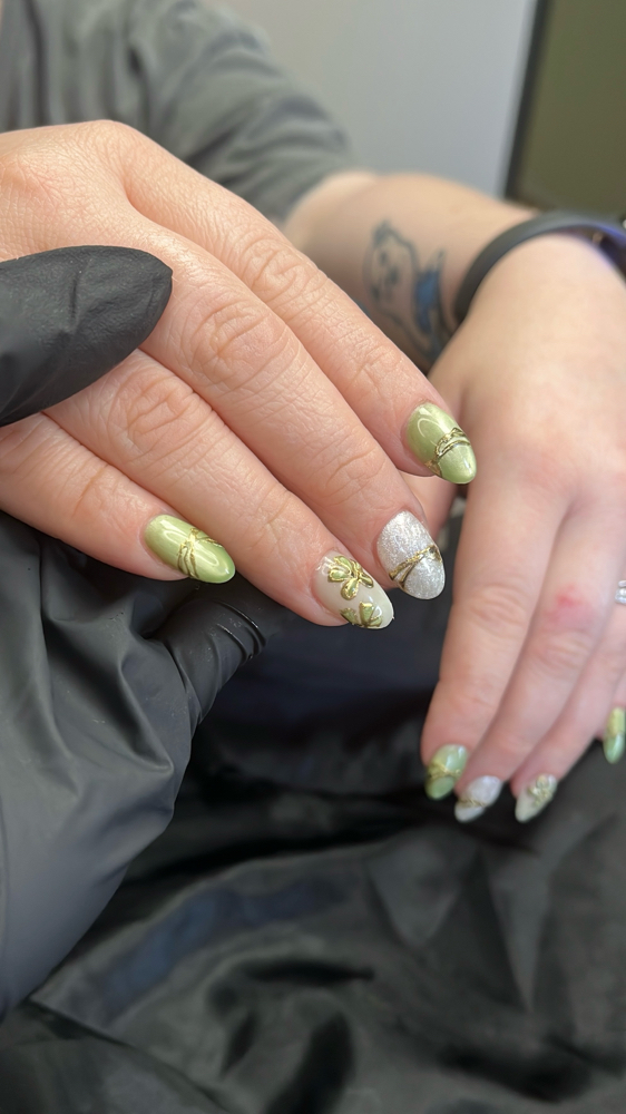 Structured Manicure Services