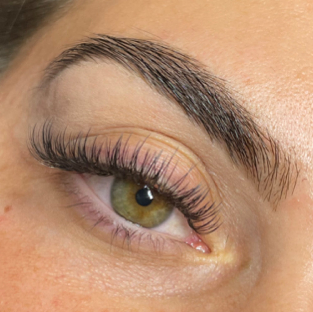 Classic Set at XO BEAUTY BAR in Valley Stream, NY