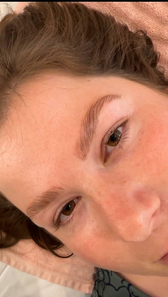 Brow tint