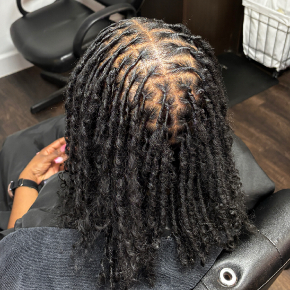 Standard Retwist ✨ at Loc’d by Kiona in Hosuton, TX