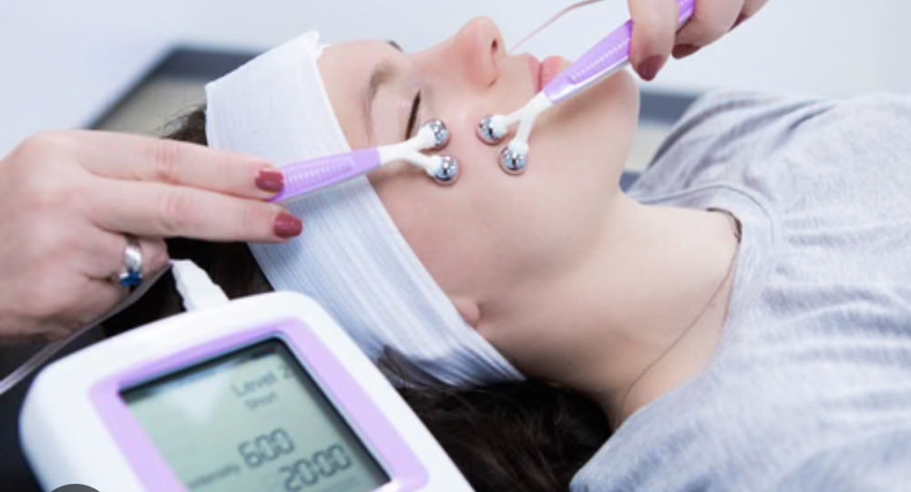 MicroCurrent Facial