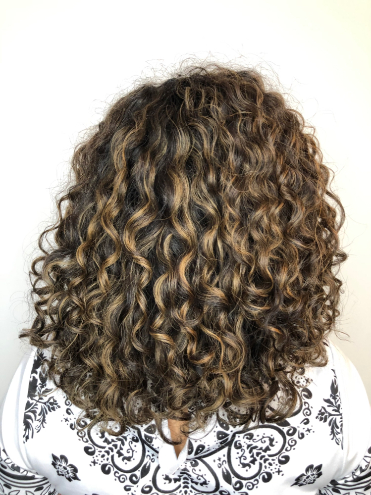 Curly Cut at Jackie Navarro in Houston, TX