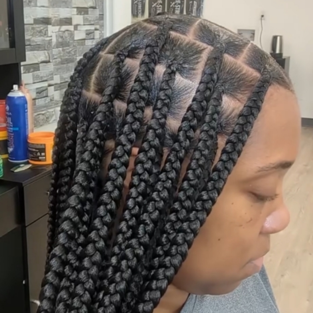 Large Knotless  (mid -Lowback) at Bestlady Fashions in Hoover, AL