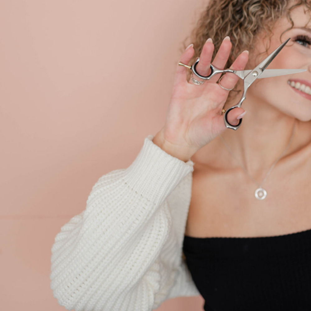 Wash And Cut at ITS AN HONOUR COSMETICS LLC in Keizer, OR