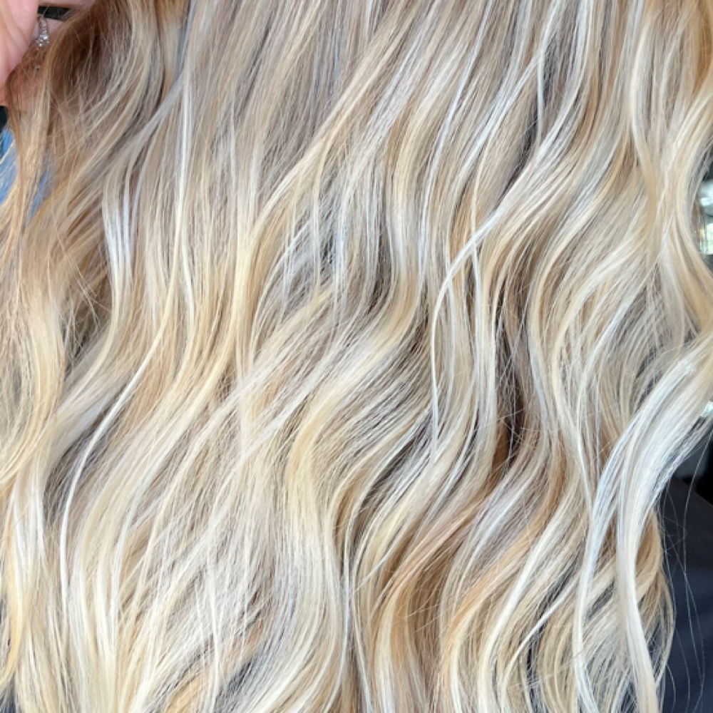 Full Highlights/airtiuch/balayge at Arina Stylist in Roseville, CA