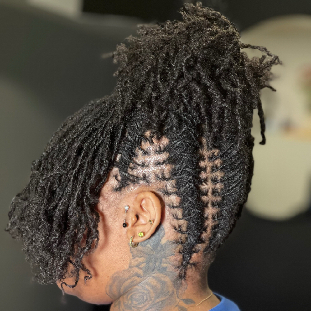 Retie under 500 locs at Byrd’s Braids in Crestwood, IL