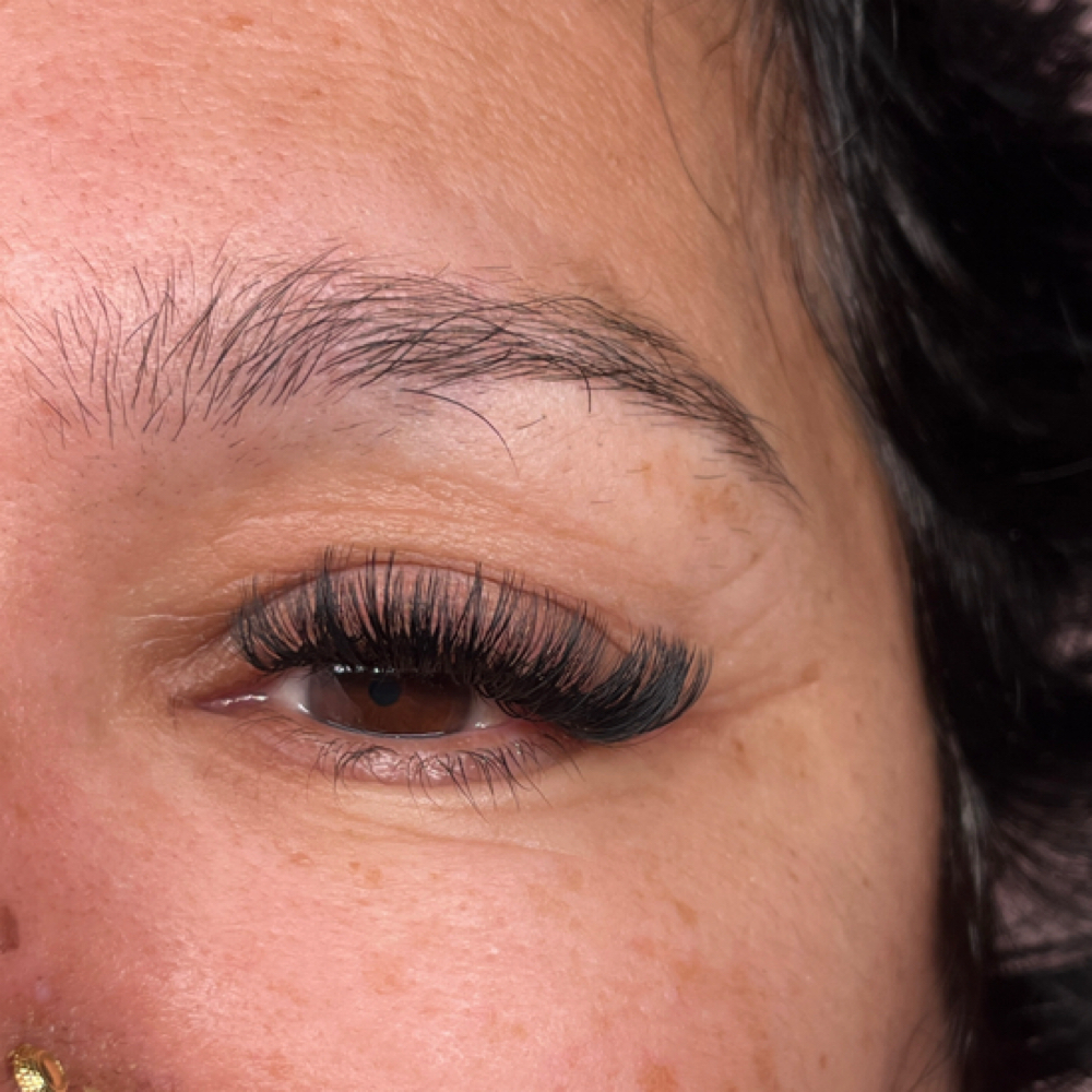 Hybrid Full Set at LashHaus Co. in Leland, NC