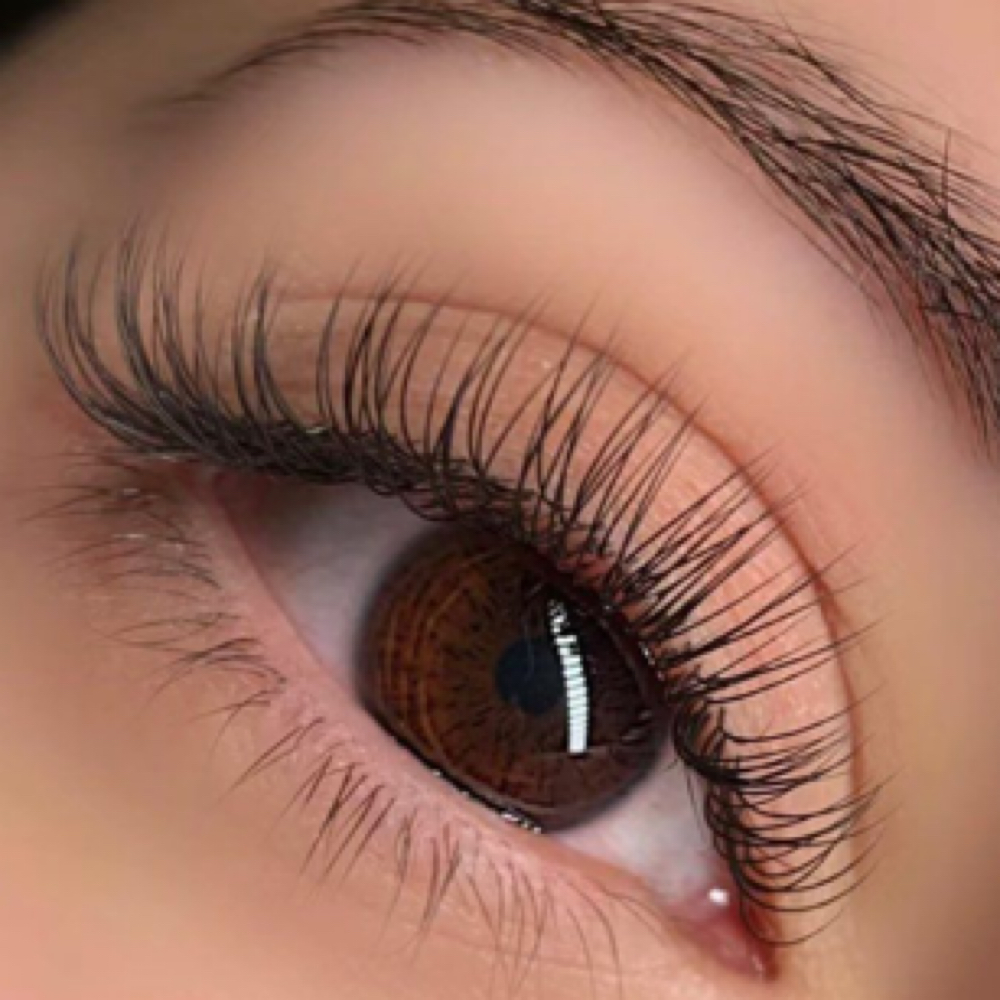Classic full set at Adri_beautyskincare in Miami Lakes, FL