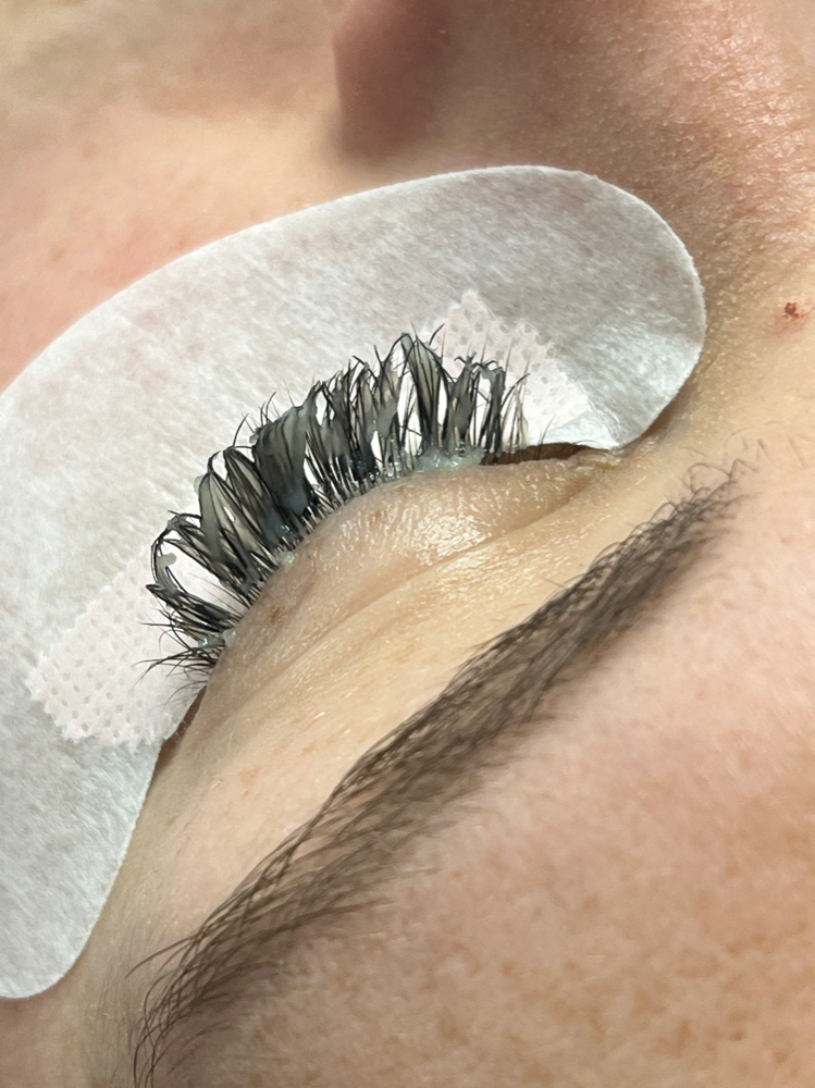 Lash Removal