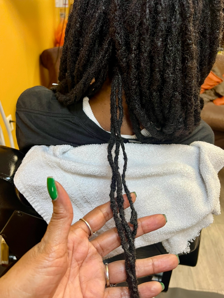 Combine Locs To Wics Up To 10” at U N I FOR HAIR LLC in North Charleston, SC