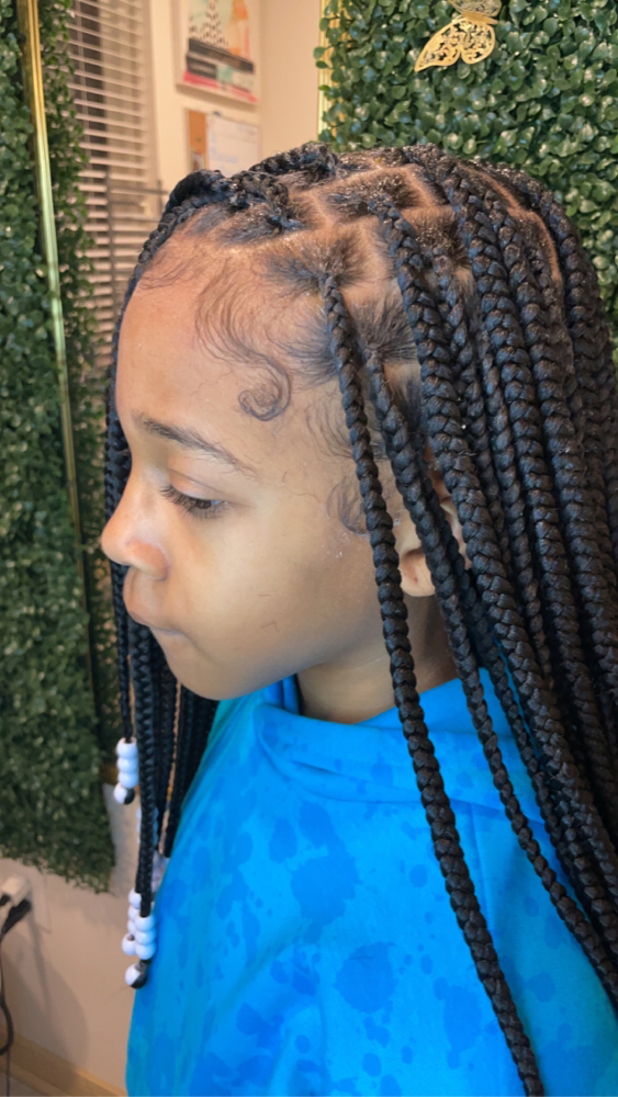 Medium Knotless (Age13-15)