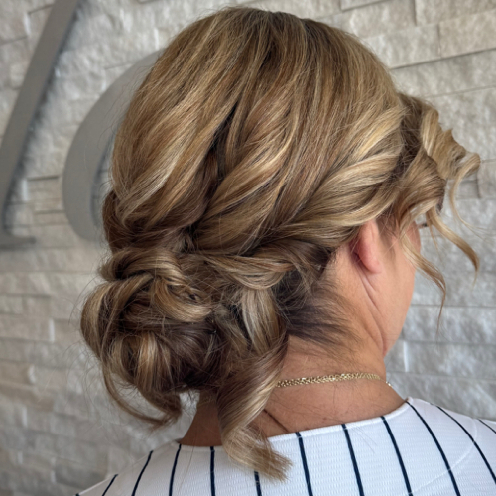Bridal Hair at Vibrance Beauty Bar in Poughkeepsie, NY