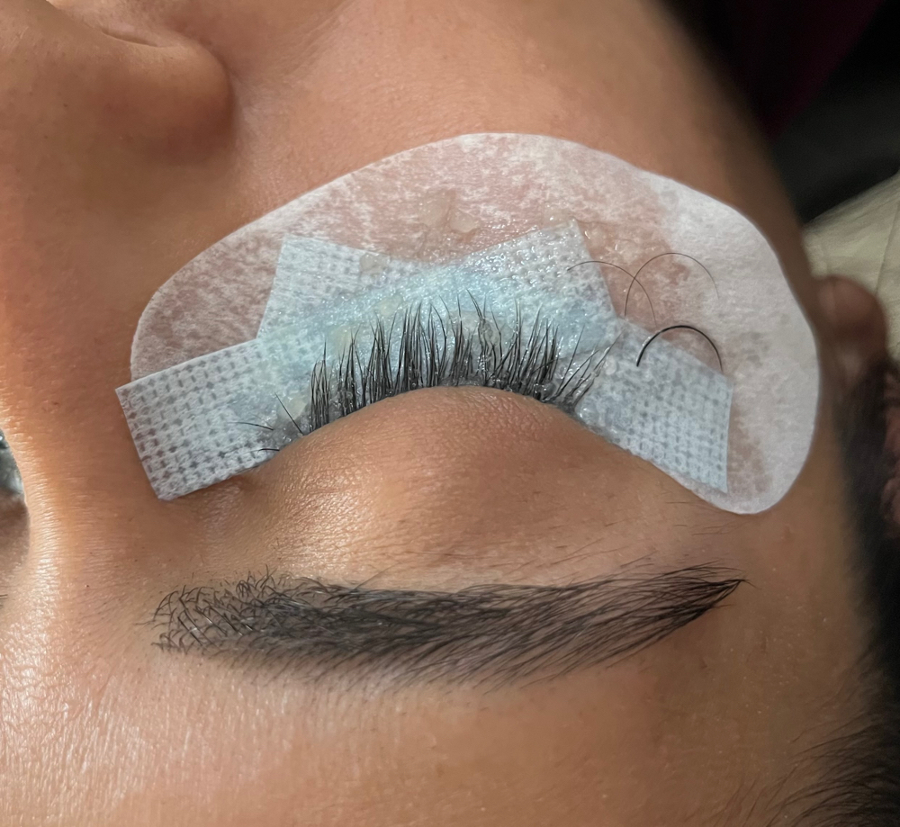 Lash Removal