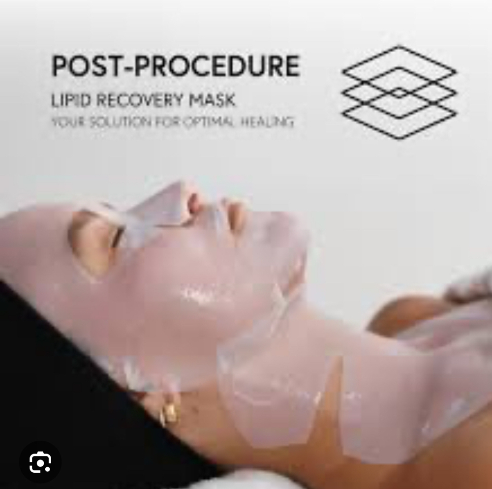 DECOLLETE + EYE MASK | Add-On at The Blue Room Spa in Portland, OR