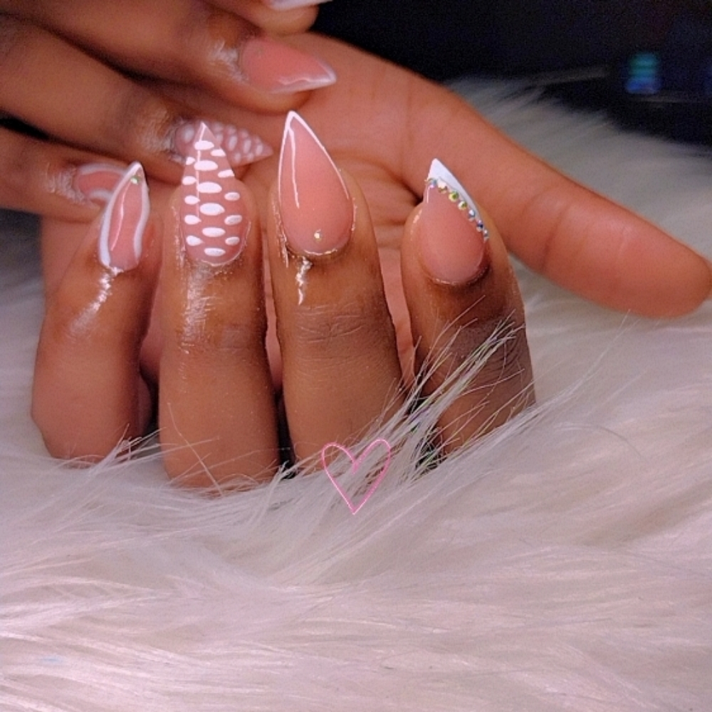 Soak Off at Nails Bodied by D             {Read "About" before booking} in East St Louis, IL