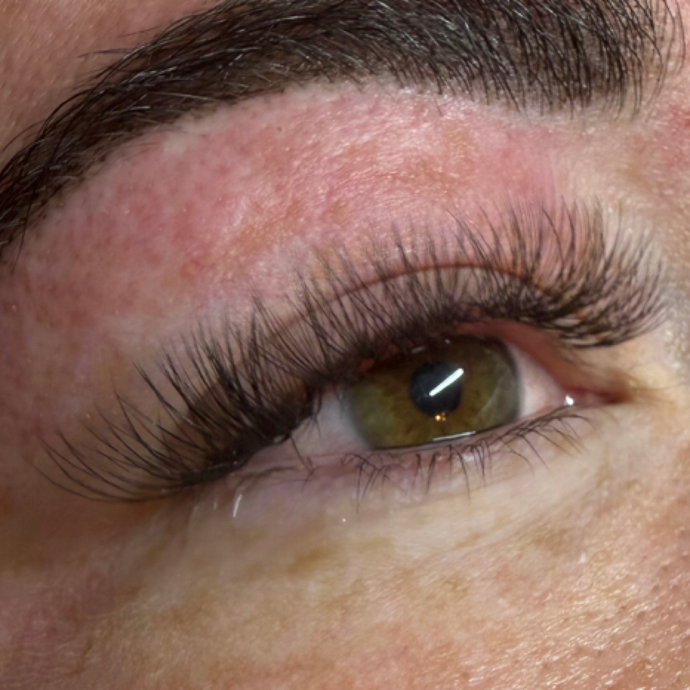 Hybrid Lash Extension Refill at Kiki Luxe Beauty in Mona, UT