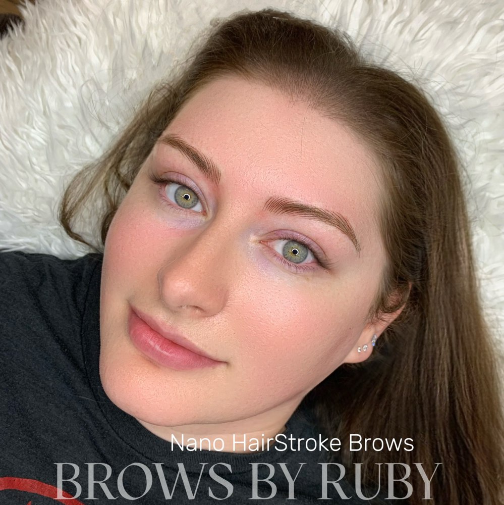 Pro 20% off Nano Hairstroke Brows