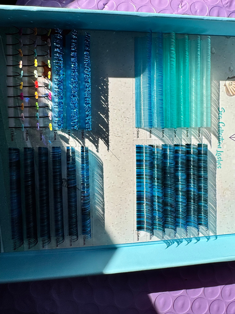 Glitter / Decal / Color lashes