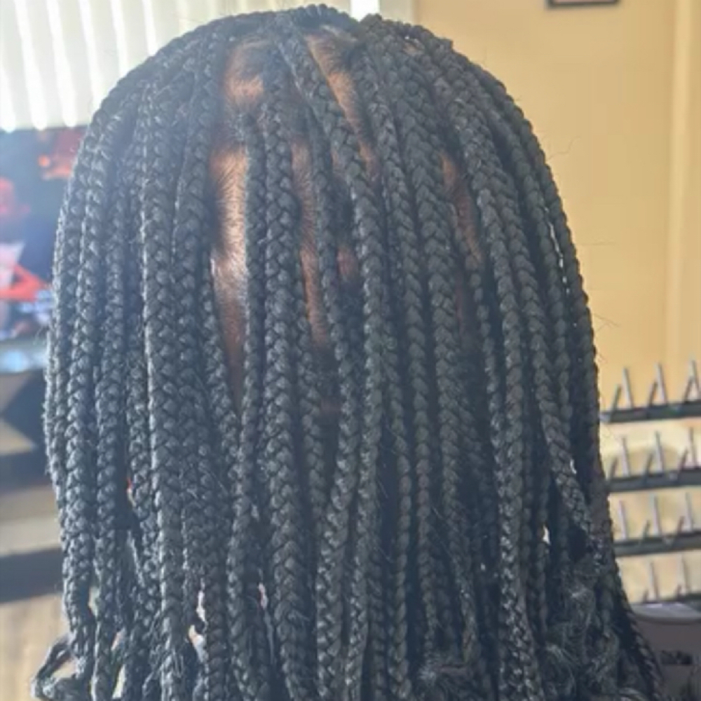 Smedium Knotless at Royal Miss Braids and Beauty in Battle Creek, MI
