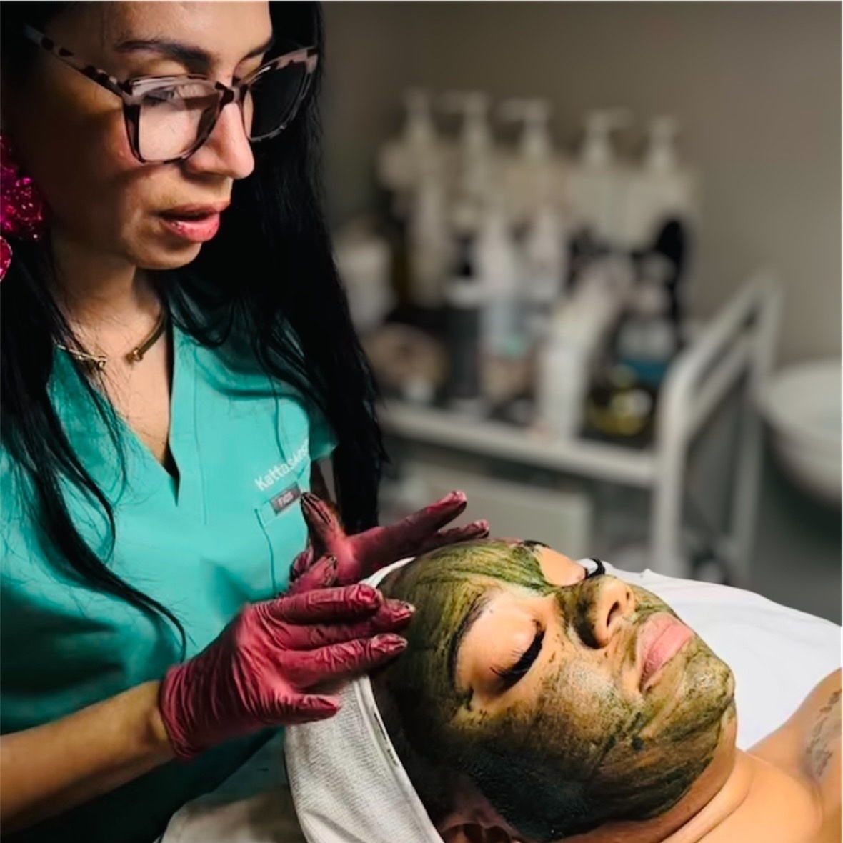 Exquisite Green Sea Peel