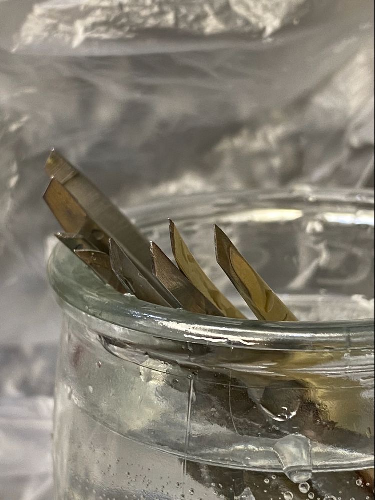 Chin + Lip Wax