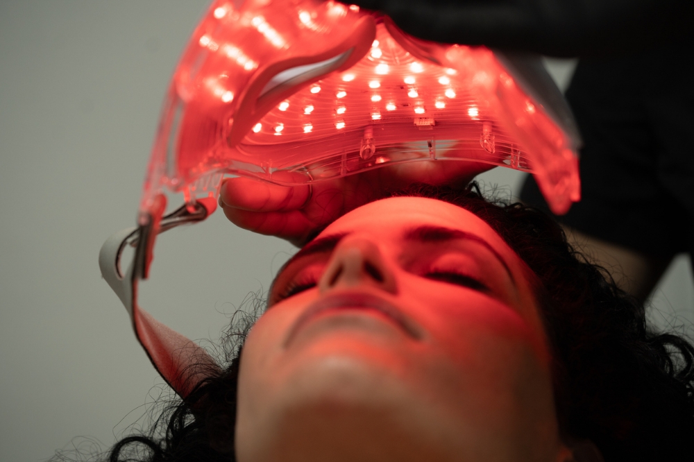 LED Light Therapy Facial