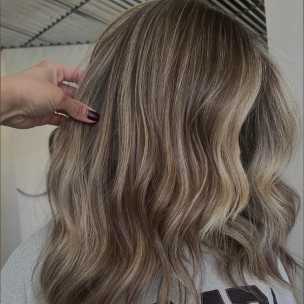 Face Frame W/ Blowout at Isabella- Madeupbyiz in Bellmore, NY