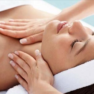 Extra Massage at Unique Clinique Aesthetics in Brooklyn, NY